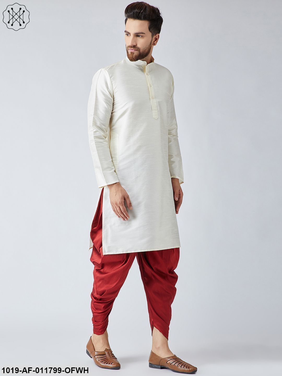 Men's Off-White Silk Kurta And Maroon Harem Pant Set
