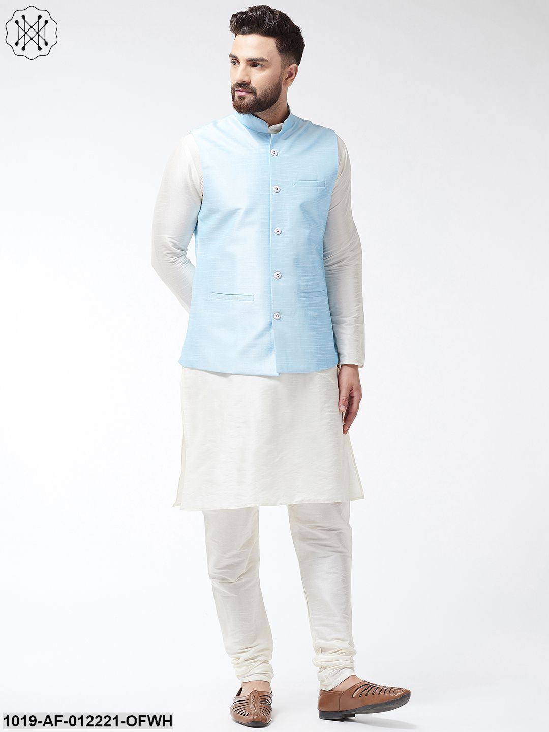 Men's Silk Blend Offwhite Kurta With Pyjama & Skyblue Nehrujacket Combo
