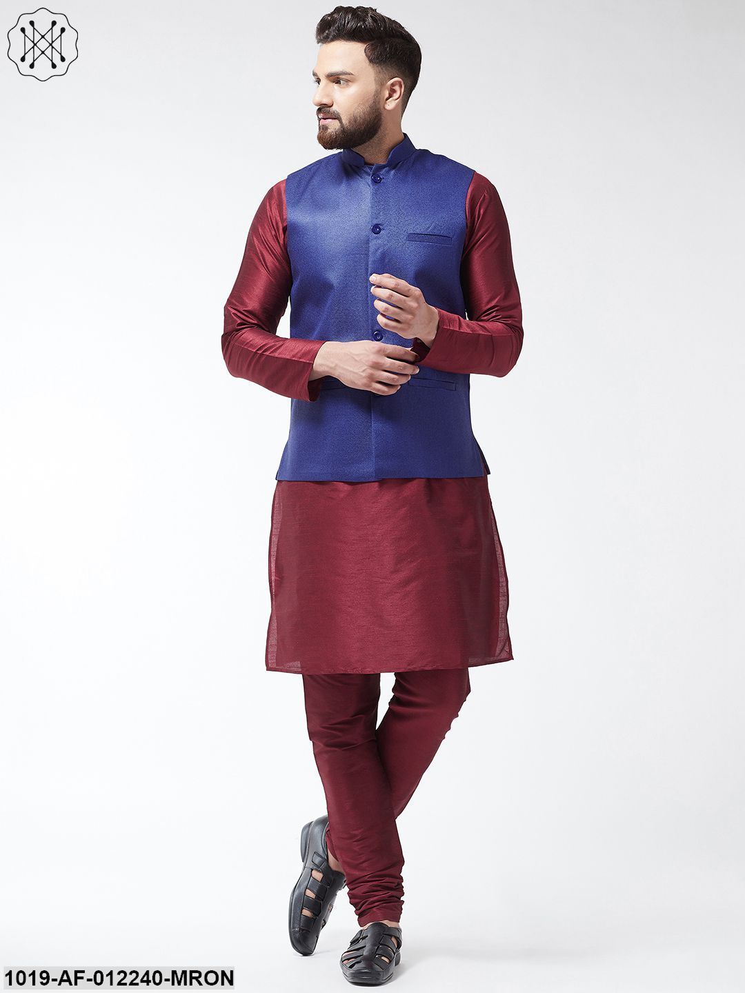 Men's Silk Blend Maroon Kurta With Pyjama & Royalblue Jute Nehrujacket
