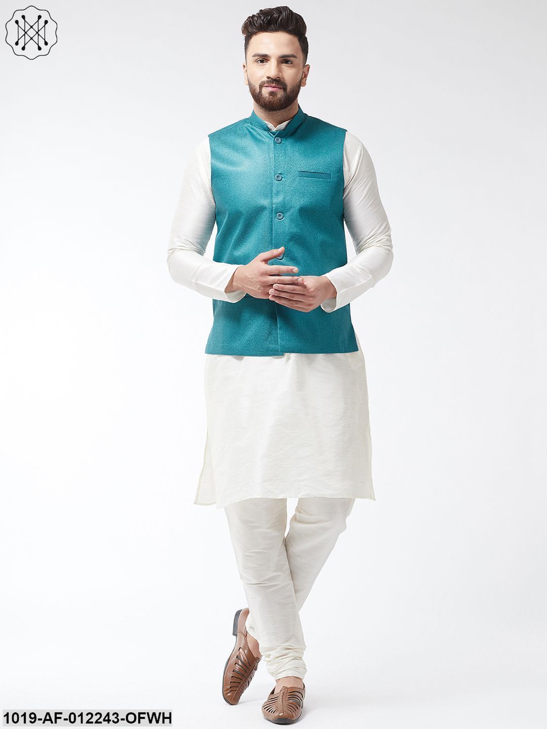 Men's Silk Blend Offwhite Kurta With Pyjama & Peacockblue Jute Nehrujacket