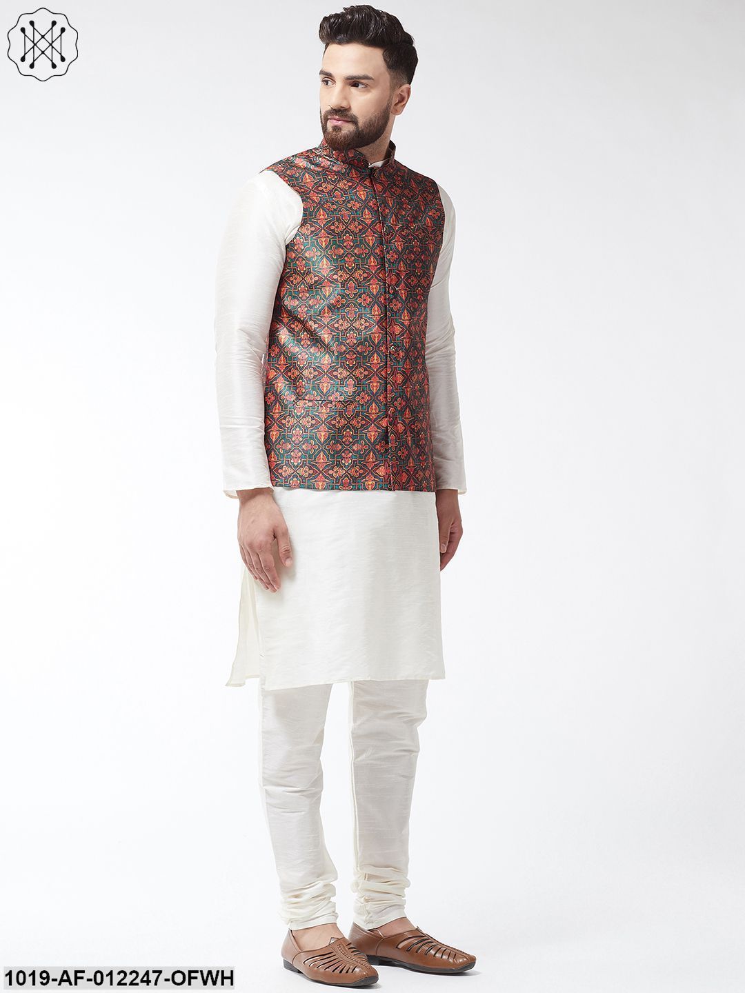 Men's Silk Blend Off White Kurta With Pyjama & Green Printed Nehrujacket Combo - Sojanya