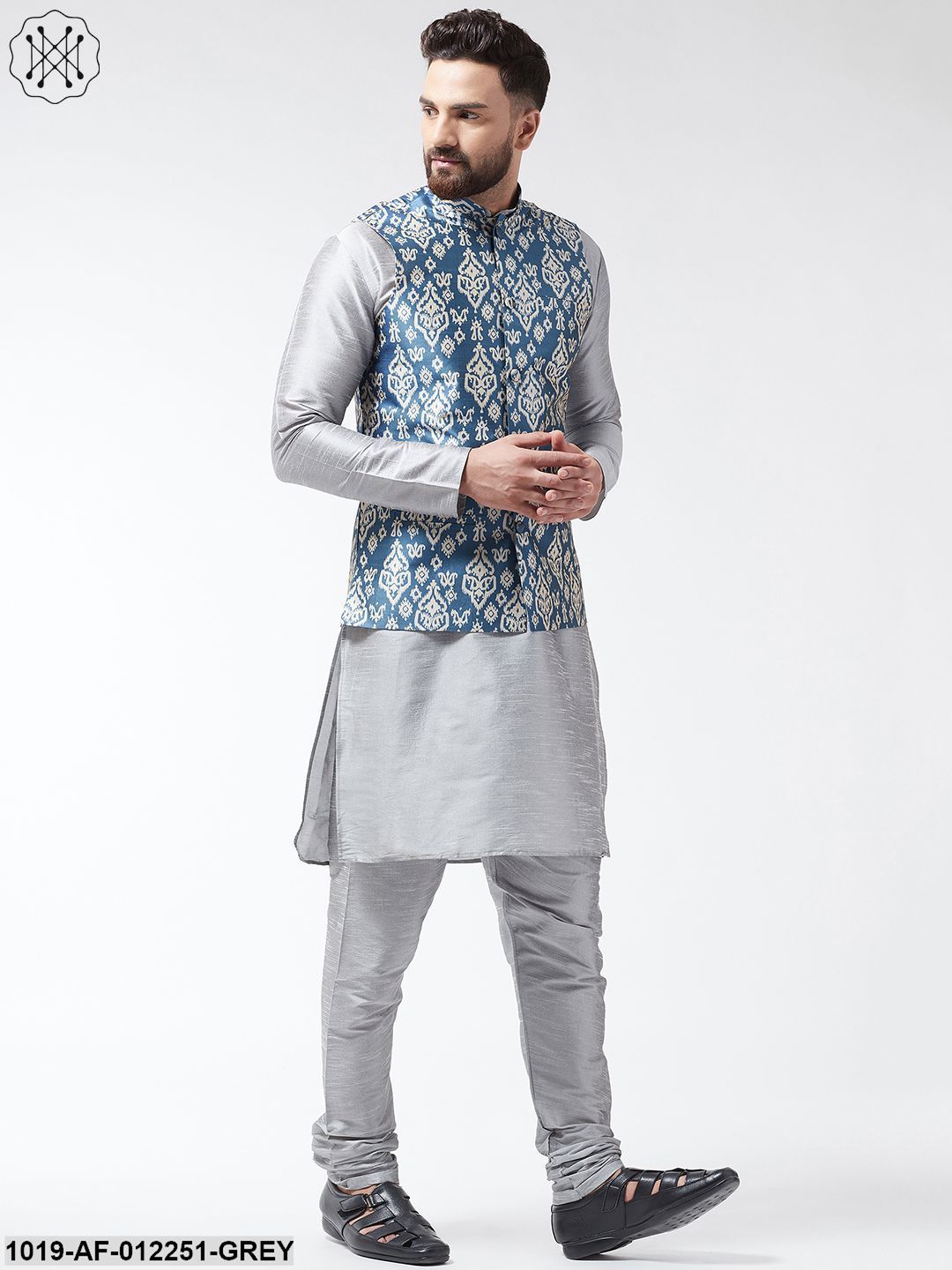 Men's Silk Blend Grey Kurta With Pyjama & Grey Printed Nehrujacket Combo - Sojanya