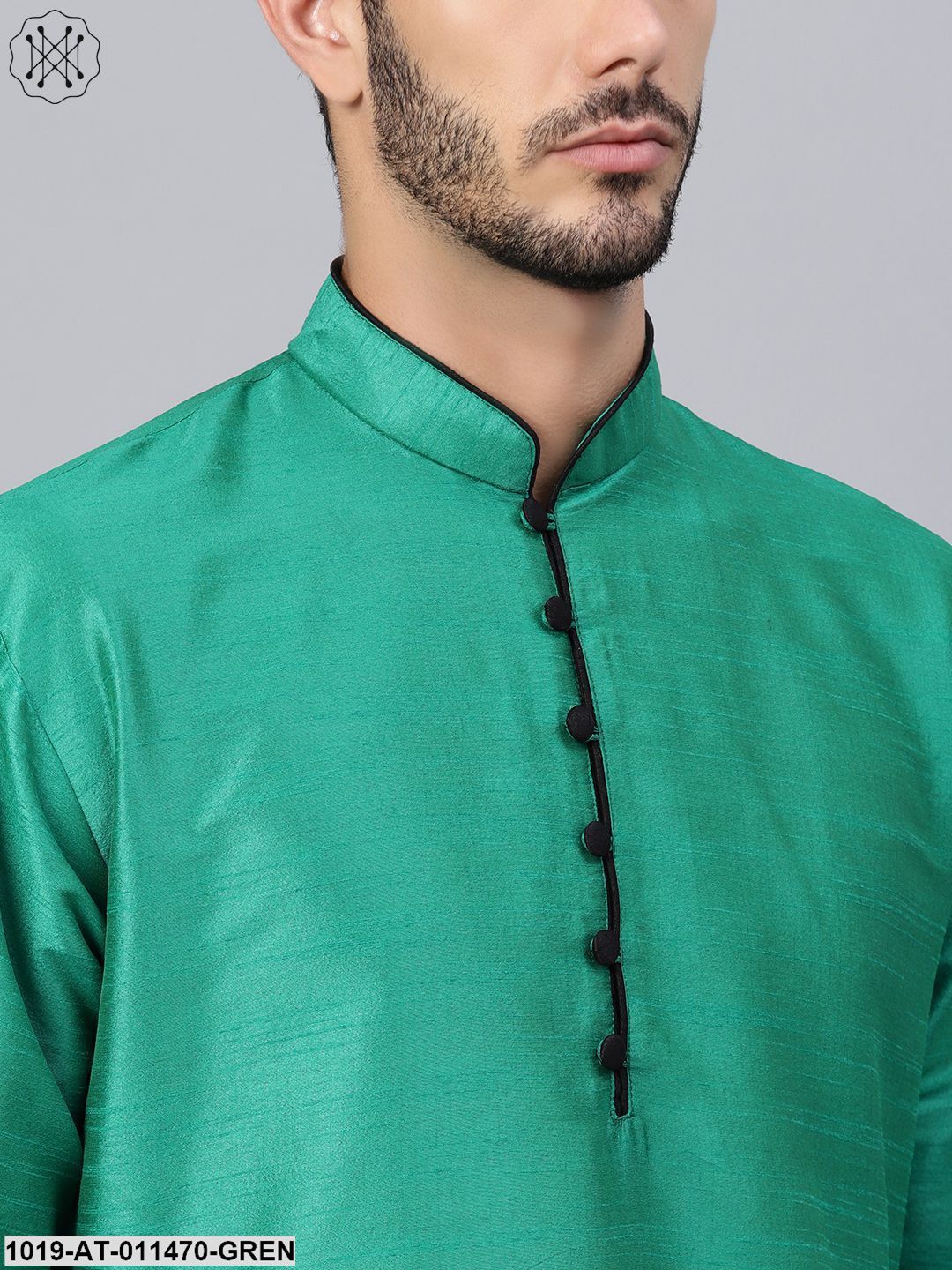 Men's Silk Blend Dark Green Solid Kurta With Black Loops