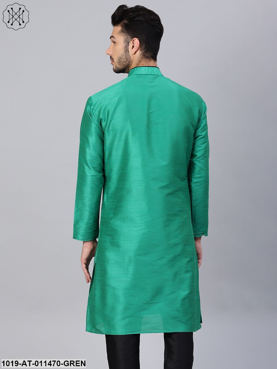 Men's Silk Blend Dark Green Solid Kurta With Black Loops