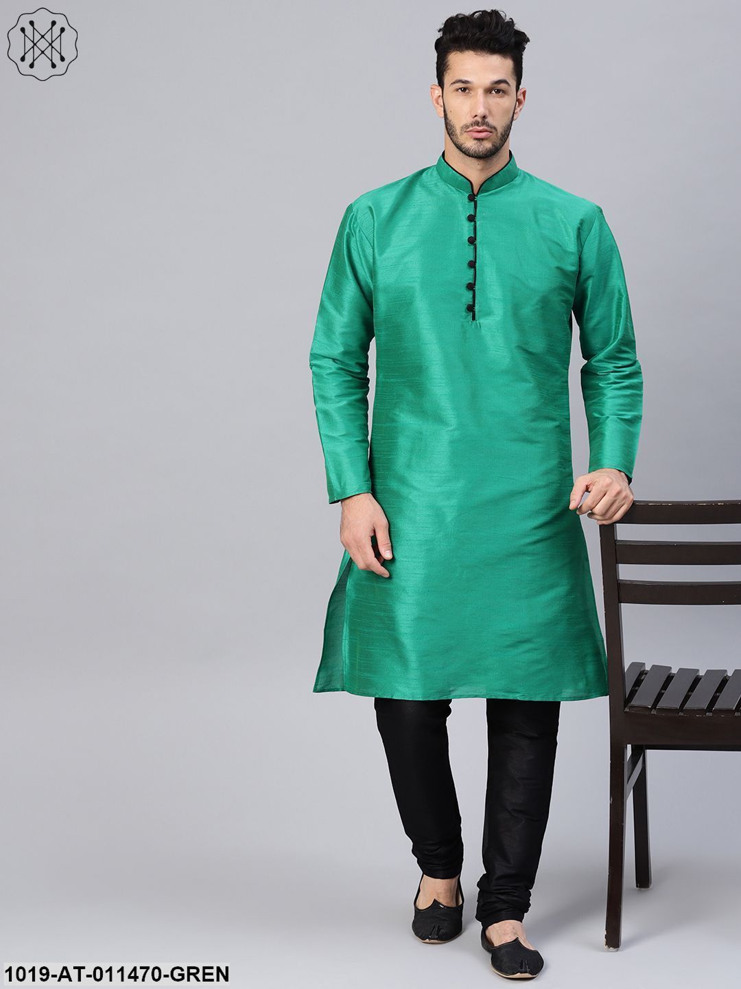 Men's Silk Blend Dark Green Solid Kurta With Black Loops
