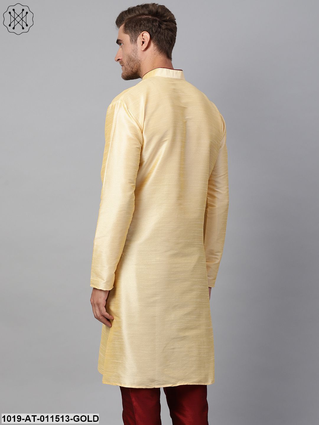 Men's Silk Blend Gold Solid Kurta With Maroon Loops