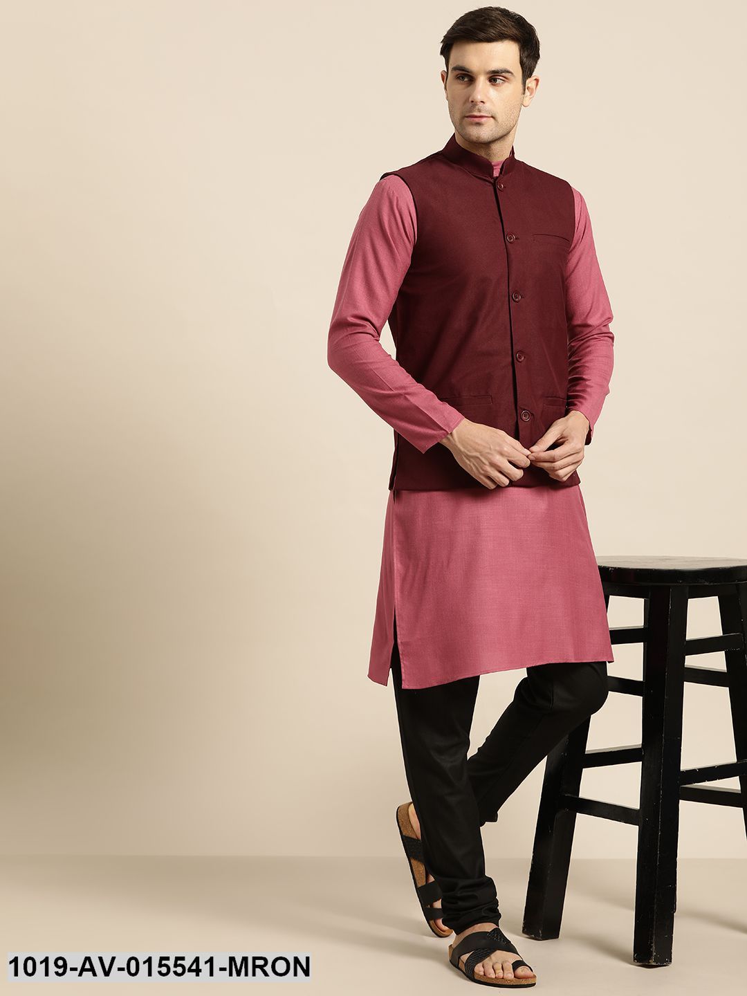 Men's Cotton Blend Maroon Solid Nehru Jacket