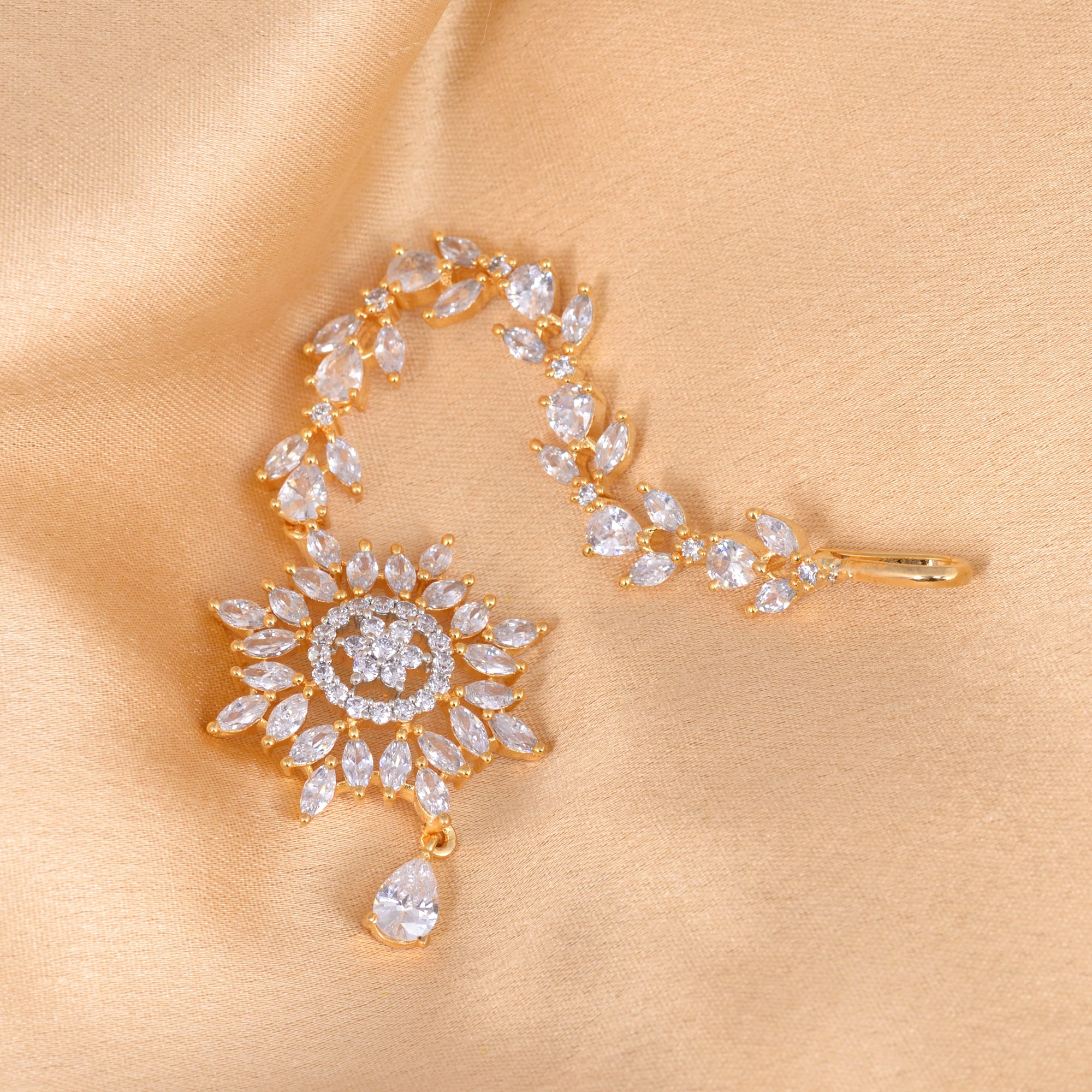 Gold plated Stylish Diamond Maang Tikka for Women & Girls - Saraf RS Jewellery