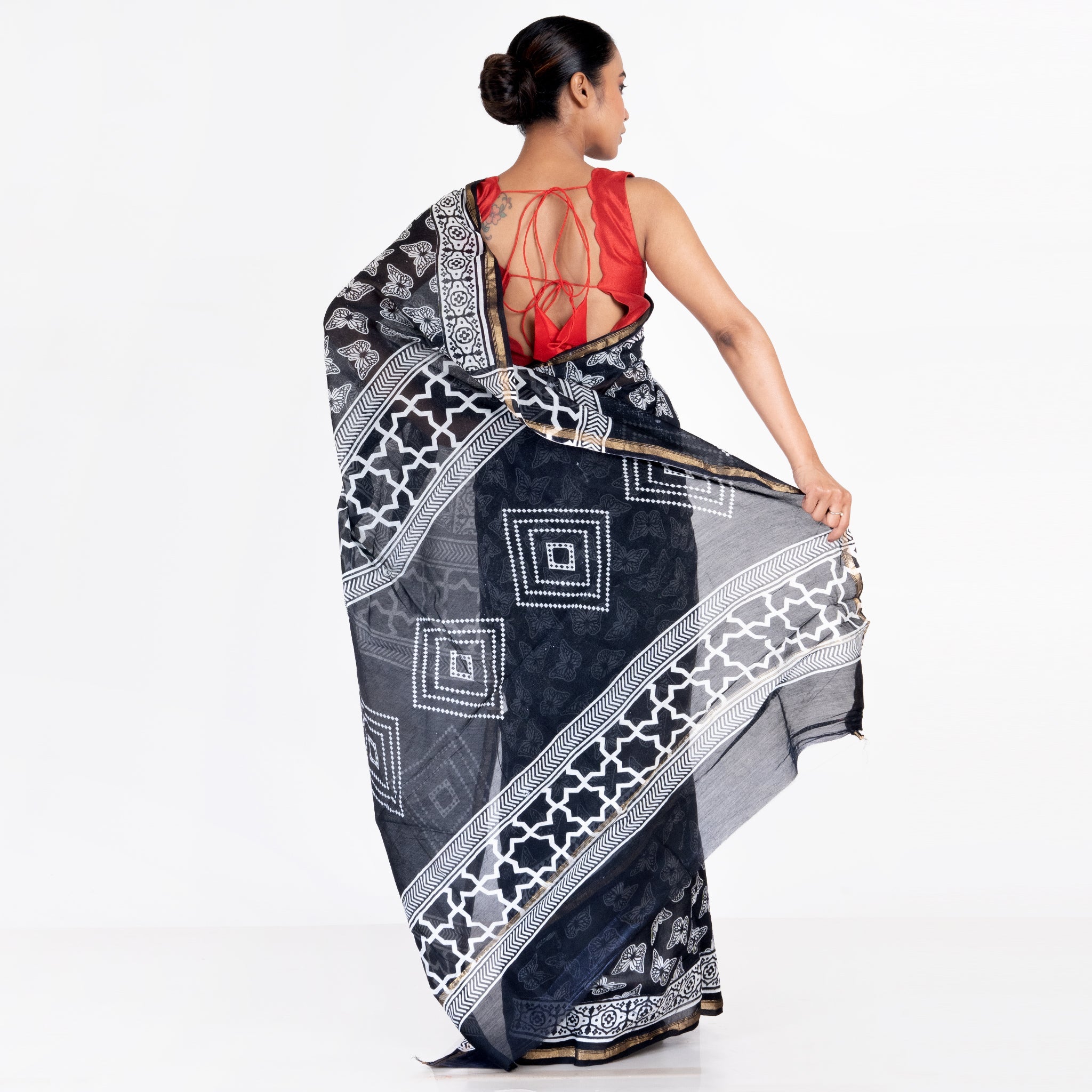 Women's Black Cotton Silk Chanderi Saree With Butterfly Print - Boveee