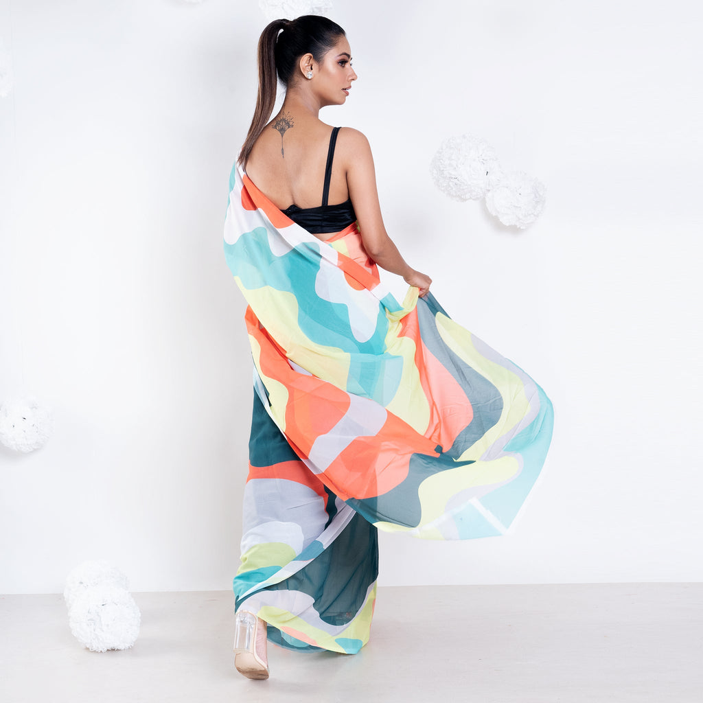 Women's Zoe Georgette Digital Printed  Saree In Green Color