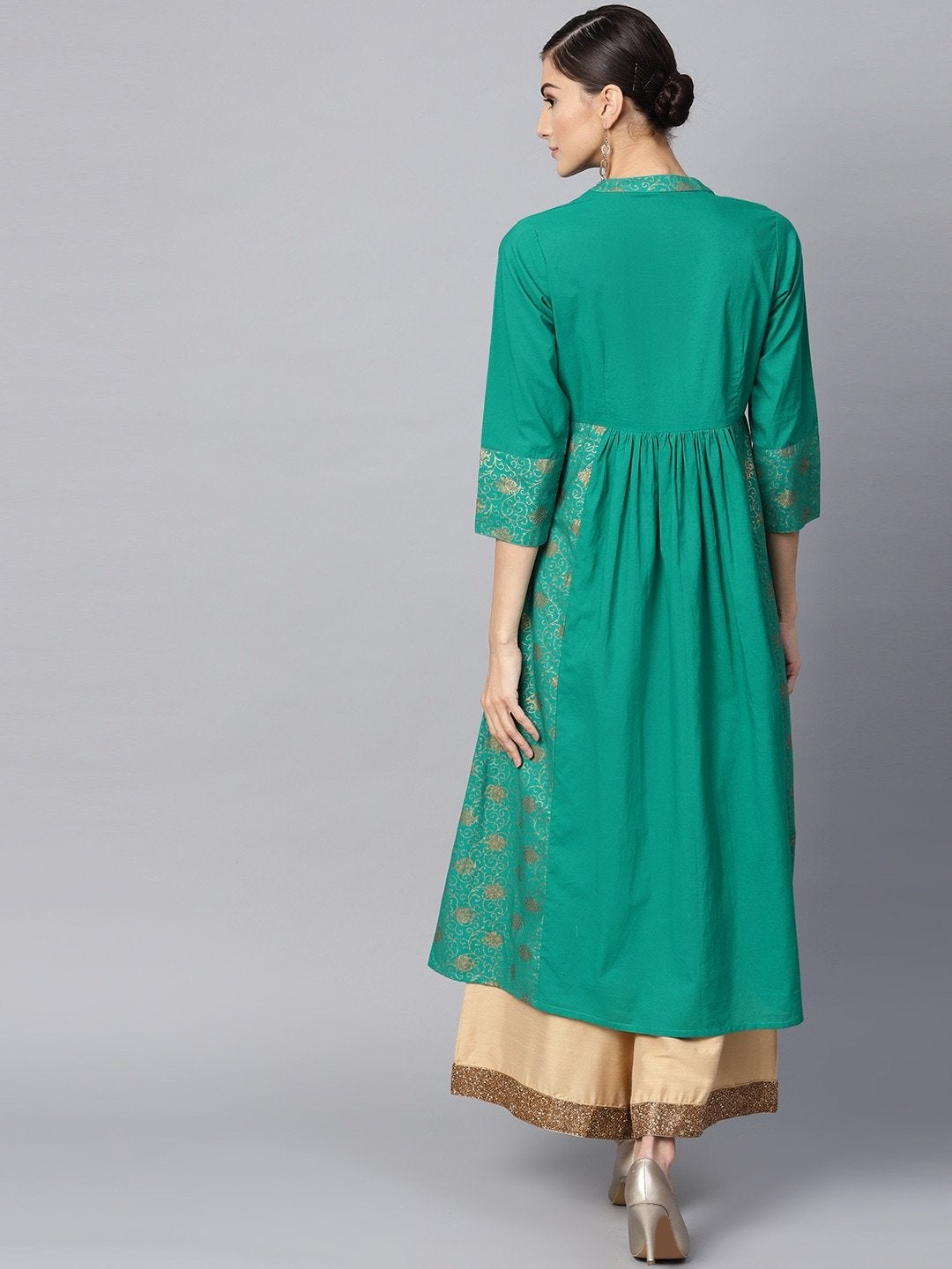 Women's Green & Golden Printed A-Line Kurta - Meeranshi