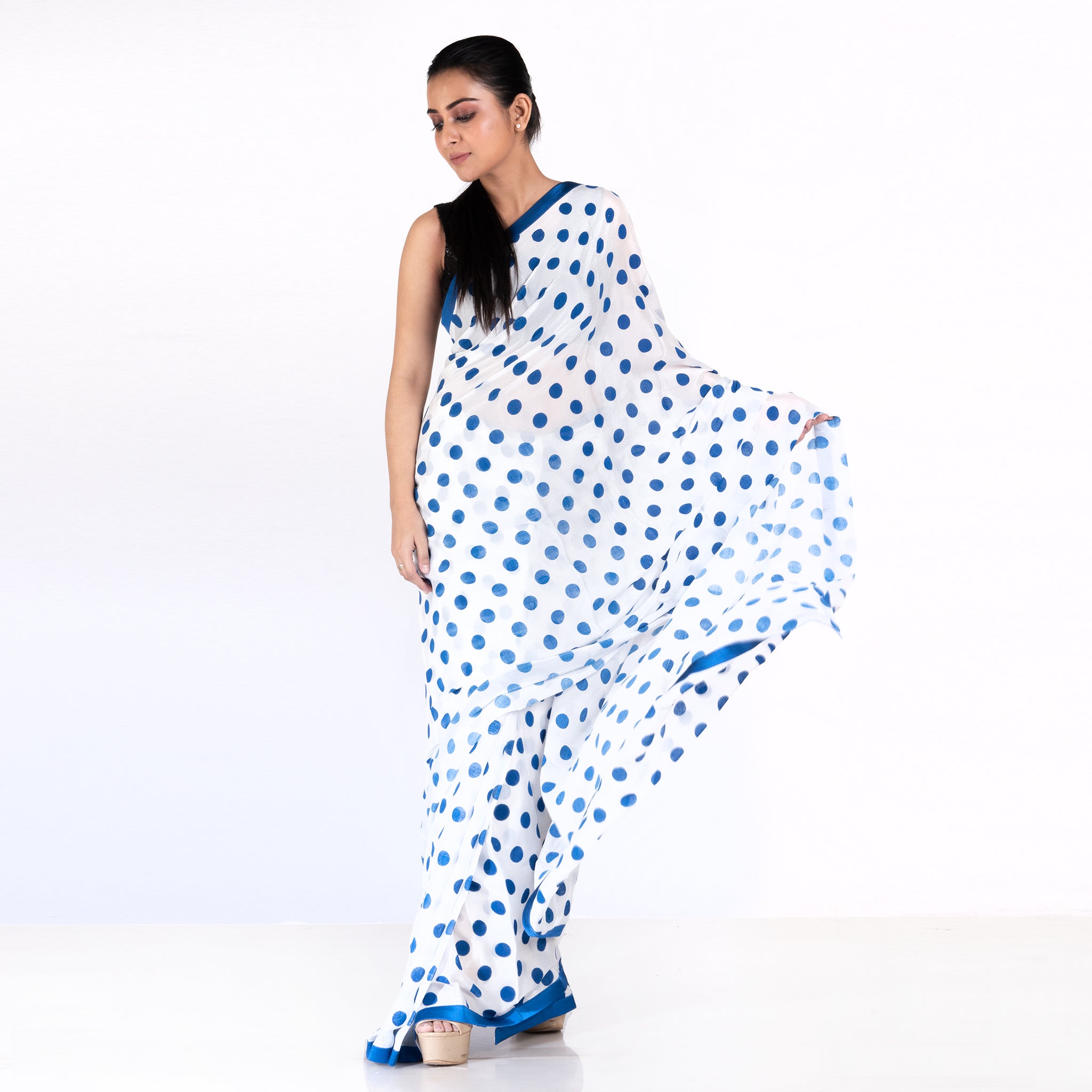 Women's Blue Polka Dot Boby Print Chiffon Saree With Blue Satin Border - Boveee