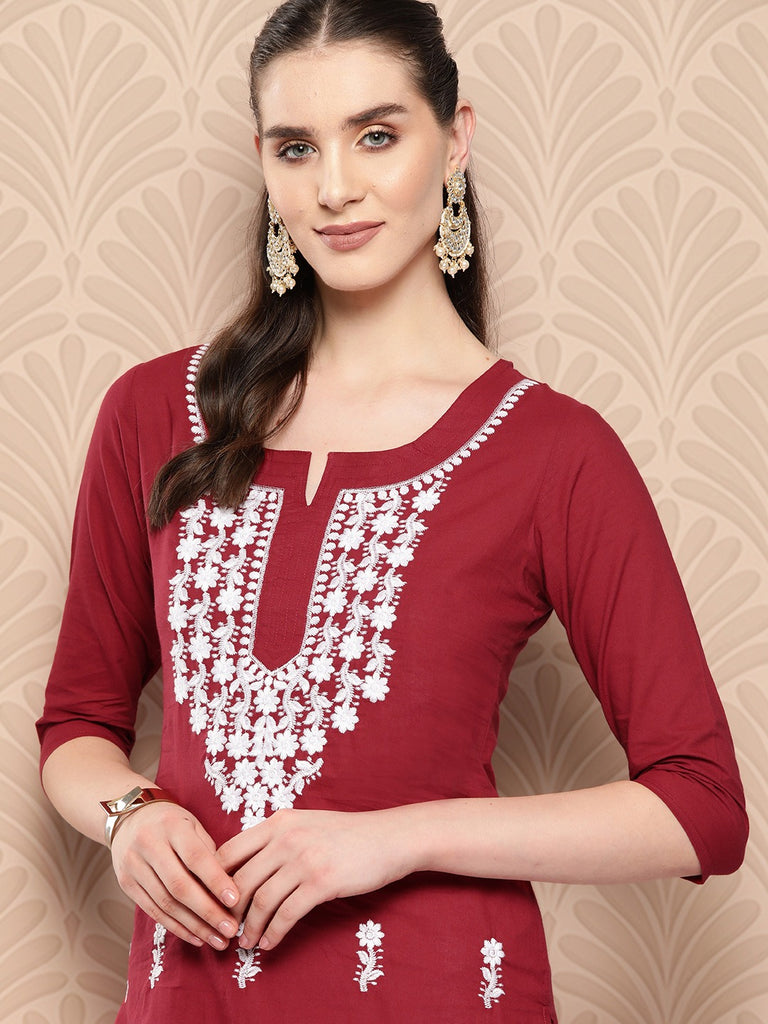 Color_Maroon