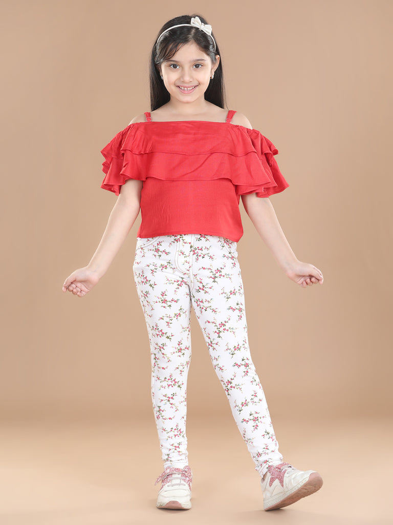 Color_Cream & Red