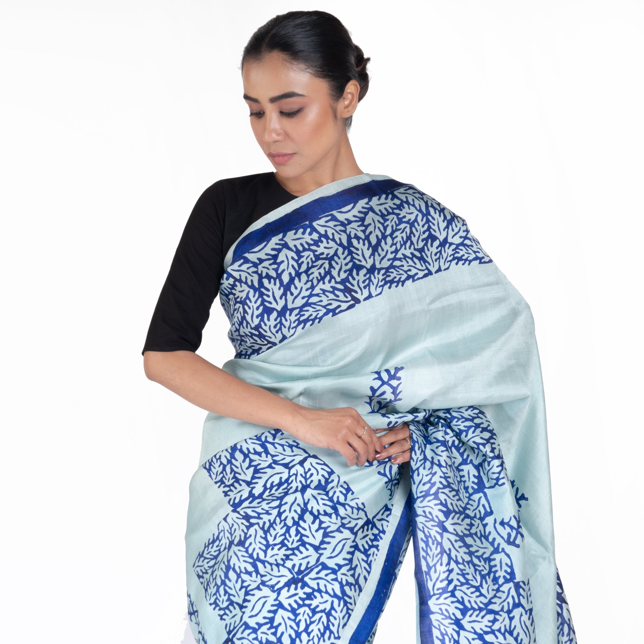 Women's Sea Green Blockprinted Handloom Pure Silk Saree - Boveee