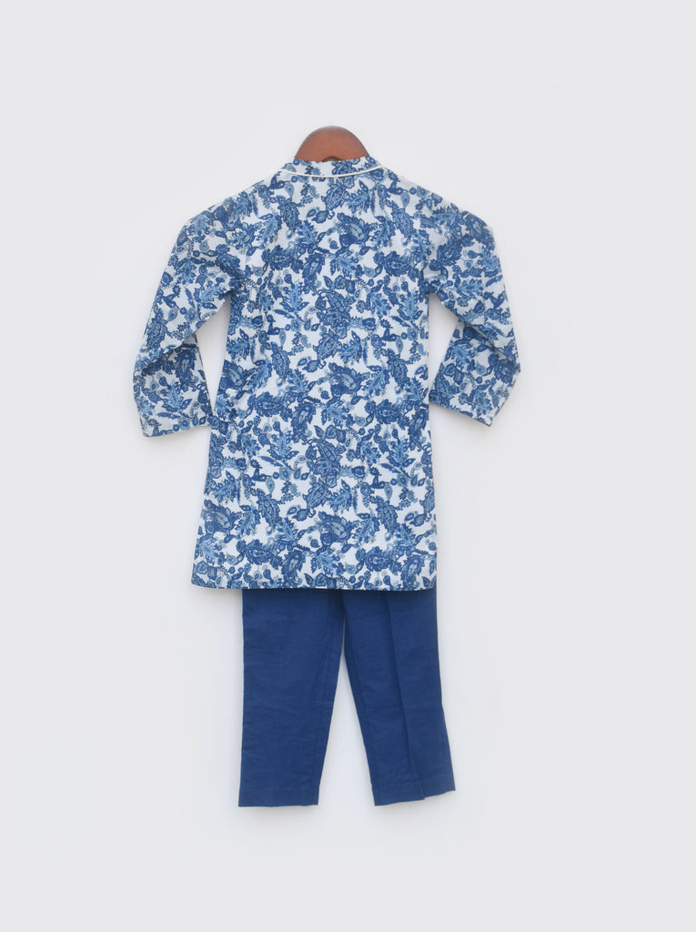 Boy's Blue Cotton Print Kurta And Blue Pant