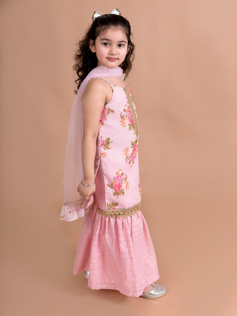 Color_Pink
