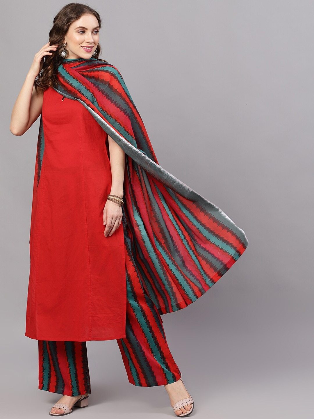 Women's  Red & Black Ikat Kurta Set With Dupatta - AKS