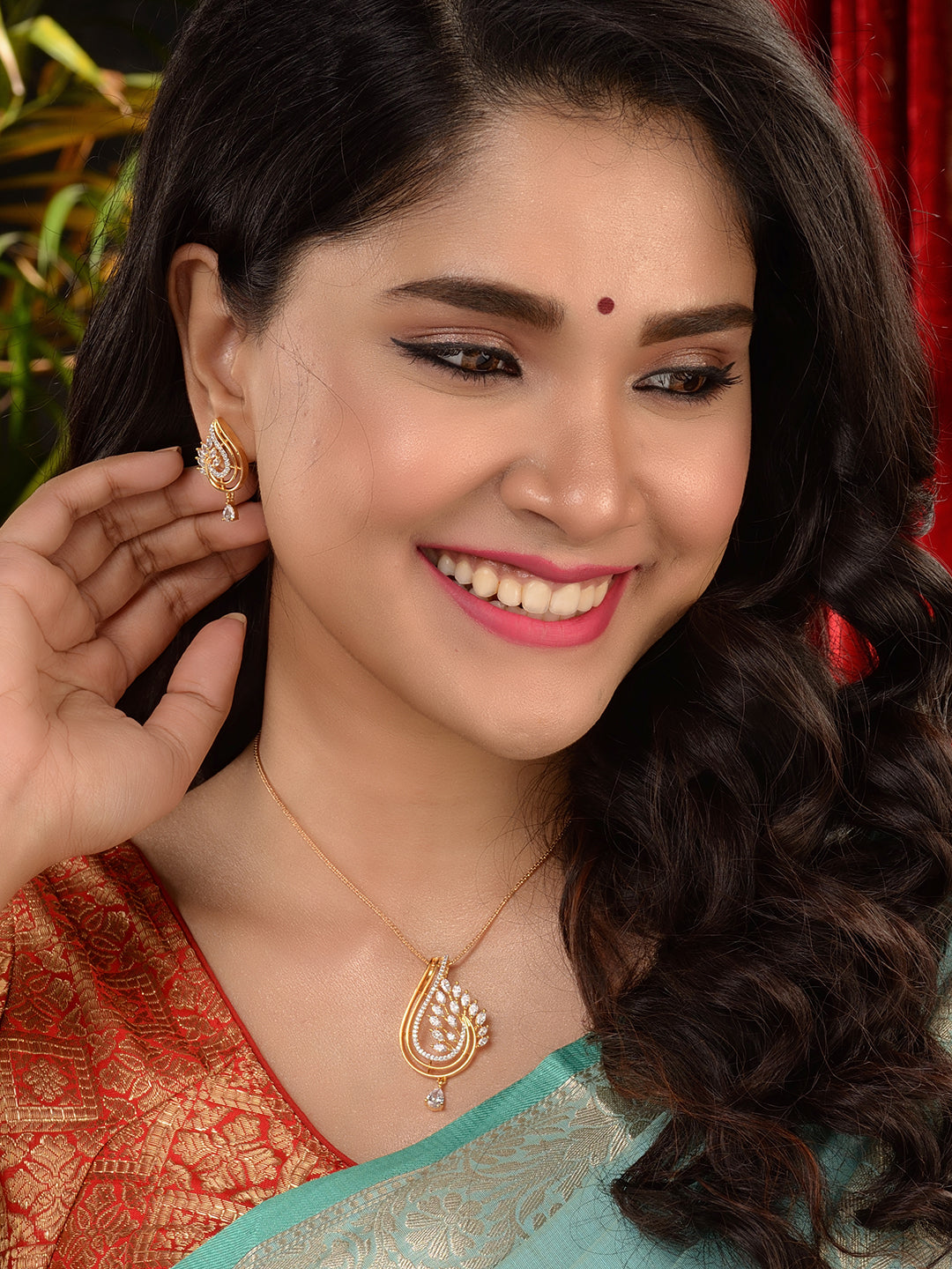 Women's Gold Plated Pearl Earrings Locket Jewellery Set - Saraf Rs Jewellery