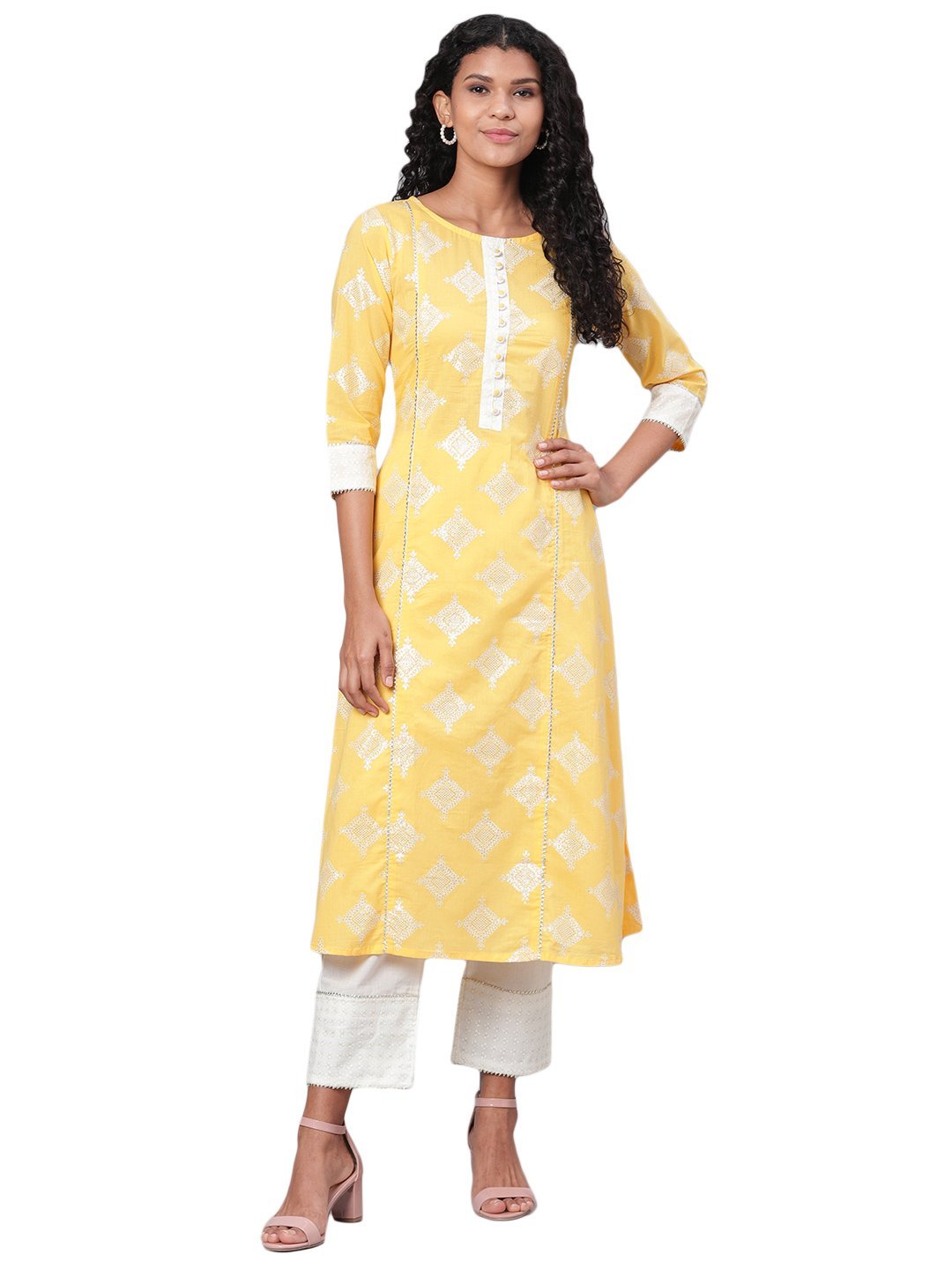 Women's Yellow Printed 3/4 Sleeve Cotton Round Neck Casual Kurta & Pant Set - Myshka