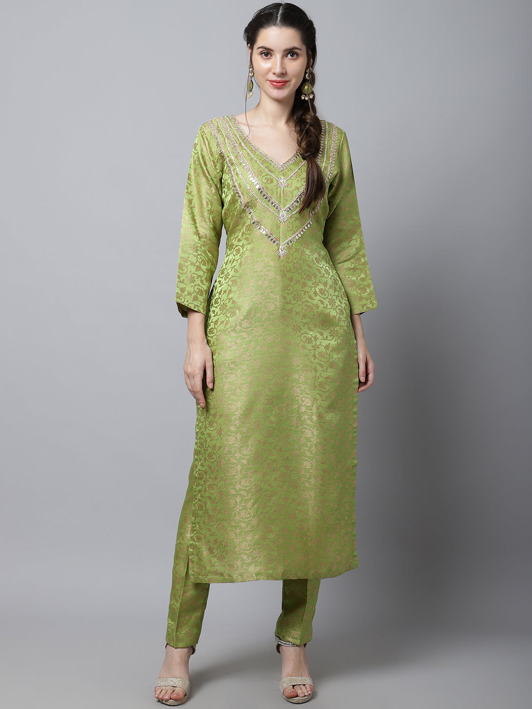 Women's Maharani Green Embroidered Kurti With Straight Pants - Anokherang