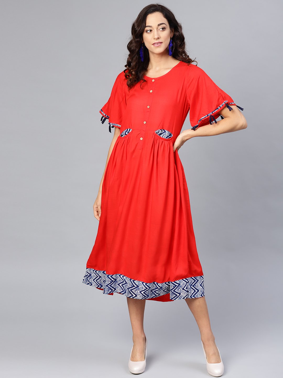 Women's Red Cotton Solid Ballon Sleeve Round Neck Dress - Myshka