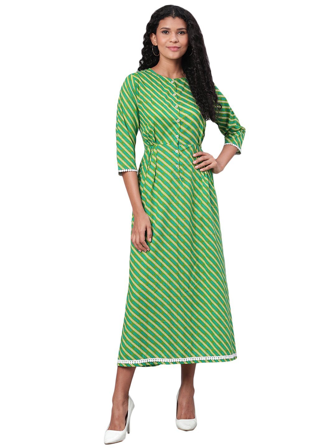 Women's Green Printed 3/4 Sleeve Cotton Round Neck Casual Dress - Myshka