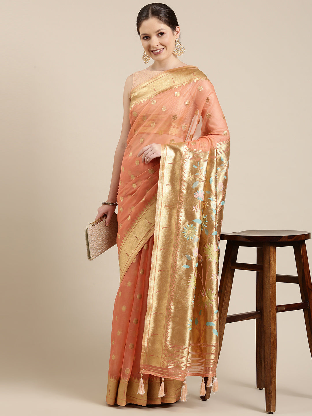 Women's Peach & Golden Organza Paisley Zari Woven Banarasi Saree - Royal Dwells
