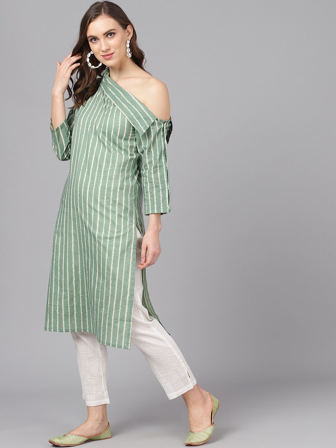 Women's  Green & Off-White Striped Straight Kurta - AKS