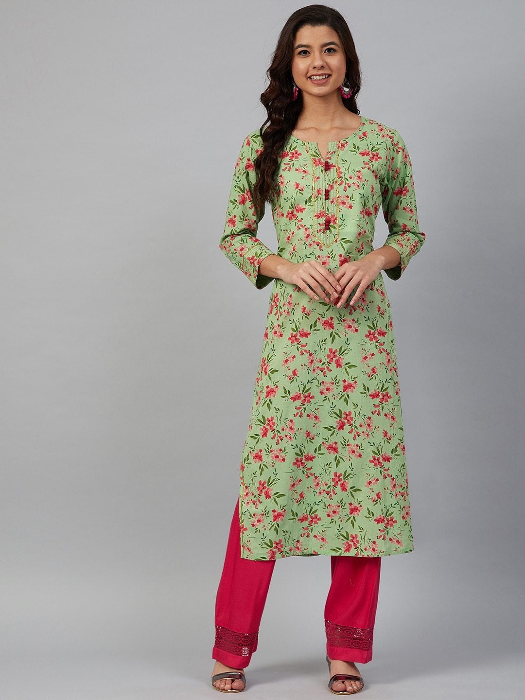 Women's Green & Pink Floral Printed Straight Kurta - Meeranshi