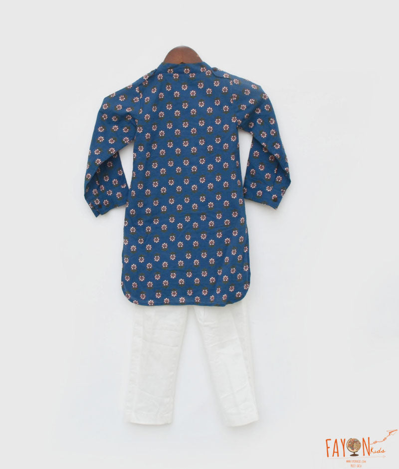 Boy's Blue Printed Kurta And Off White Pant