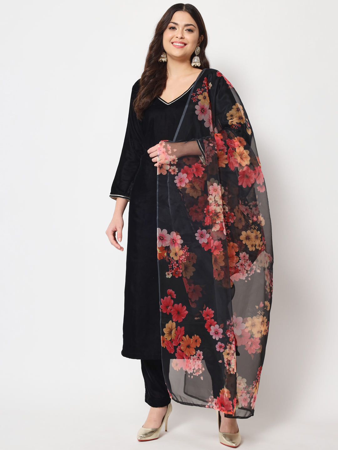 Women's Black Smiles Velvet Straight Kurti With Pants And Floral Dupatta