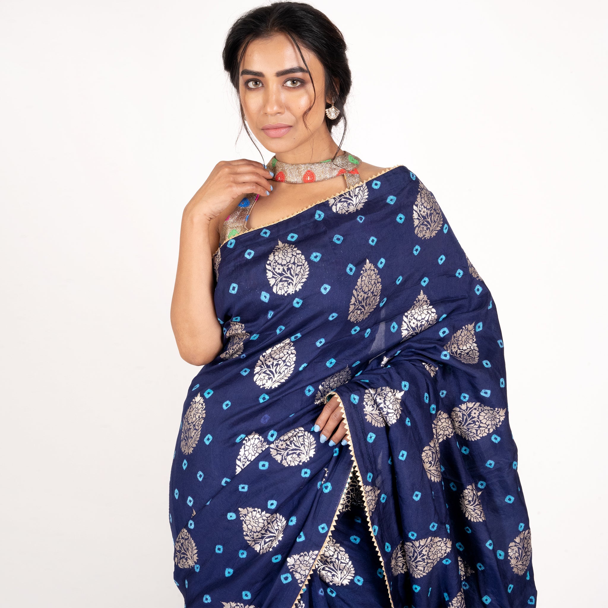 Women's Navy Blue Soft Silk With Bandhej And Zari Motifs - Boveee