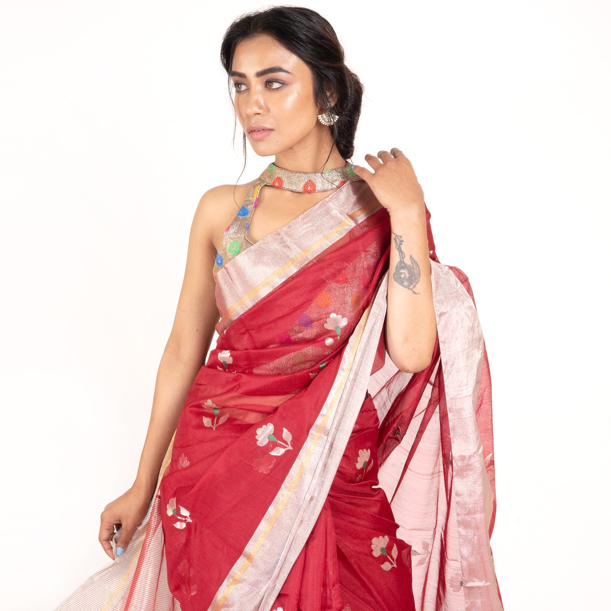 Women's Maroon Pure Chanderi Silk Saree With Floral Woven Booti And Zari Border - Boveee