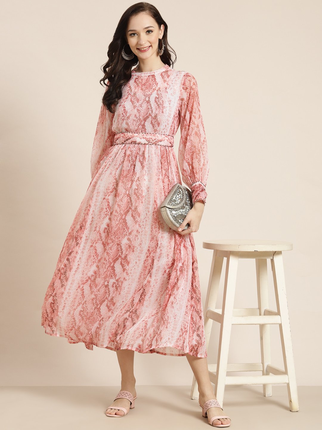 Women's Peach Chiffon Flared Printed Dress With Tie-up Blet - Juniper
