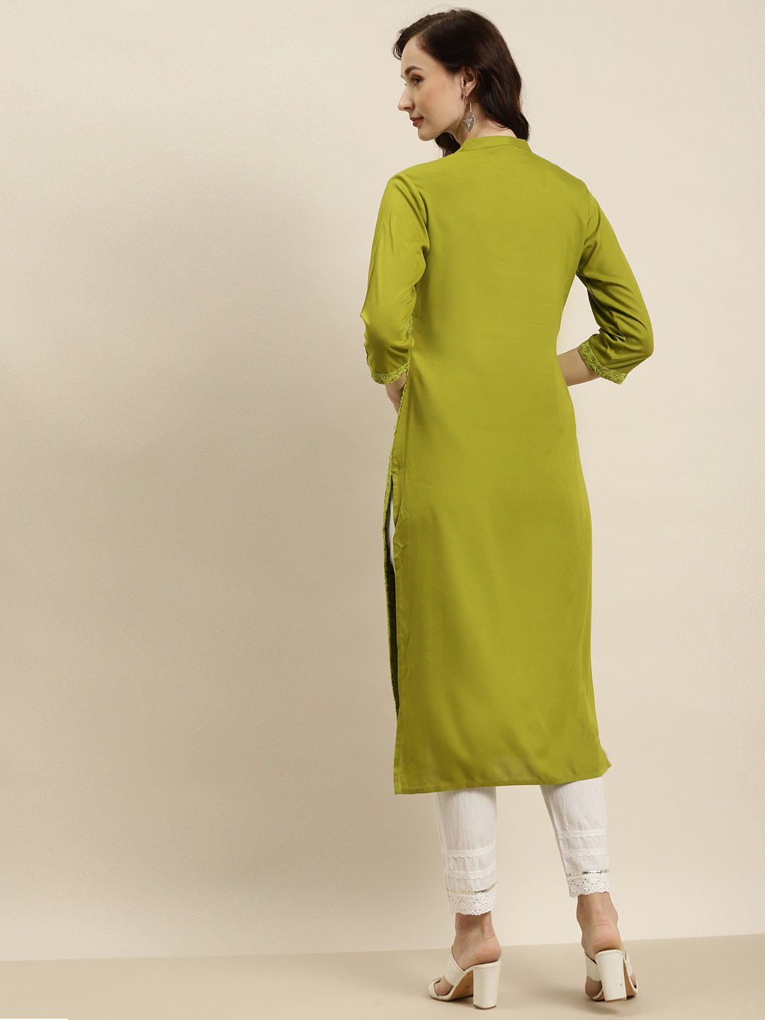 Women's Sagegreen Rayon Embroidered Straight Kurta - Juniper