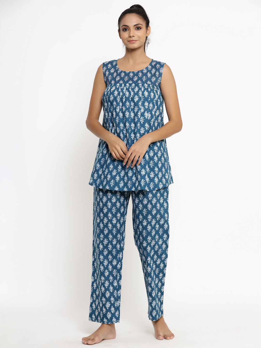 Women's Self Desgin Cotton Fabric  Night Suit Blue Color - Kipek