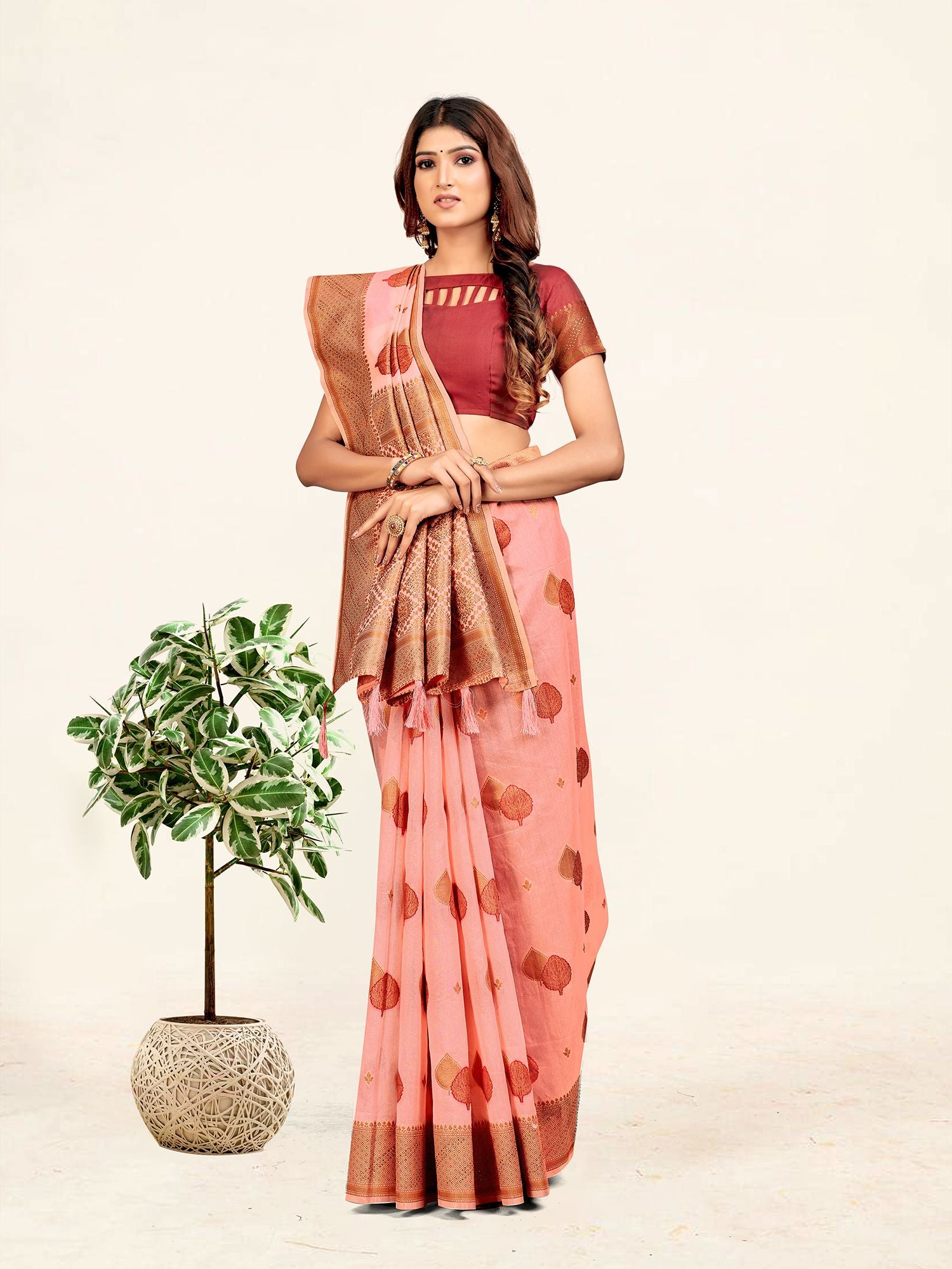 Women's Pink Color Stylish Saree With Blouse Set - Sweet Smile