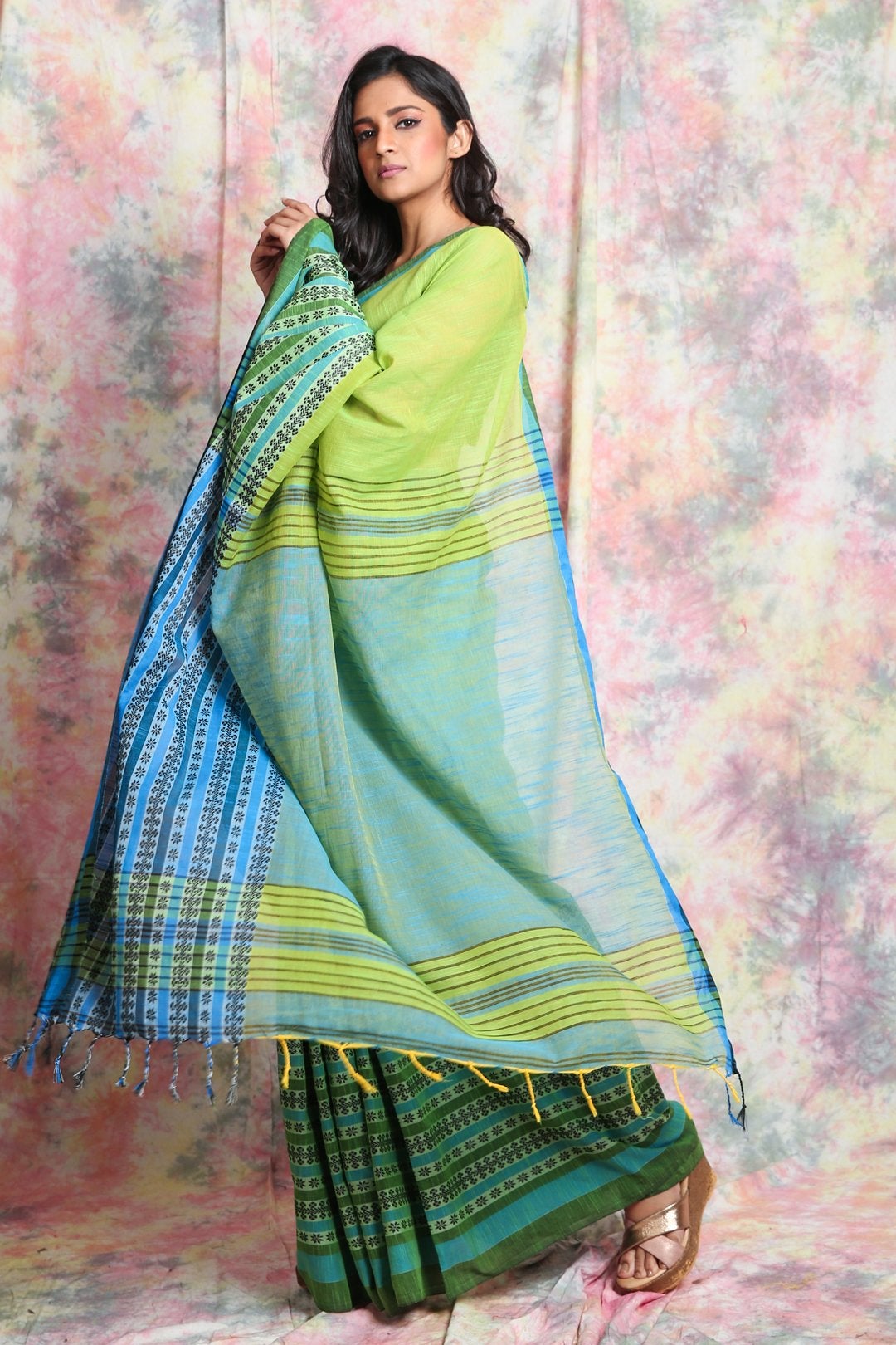Women's Light Green Begampuri Cotton Saree With Skirt Border - In Weave Sarees