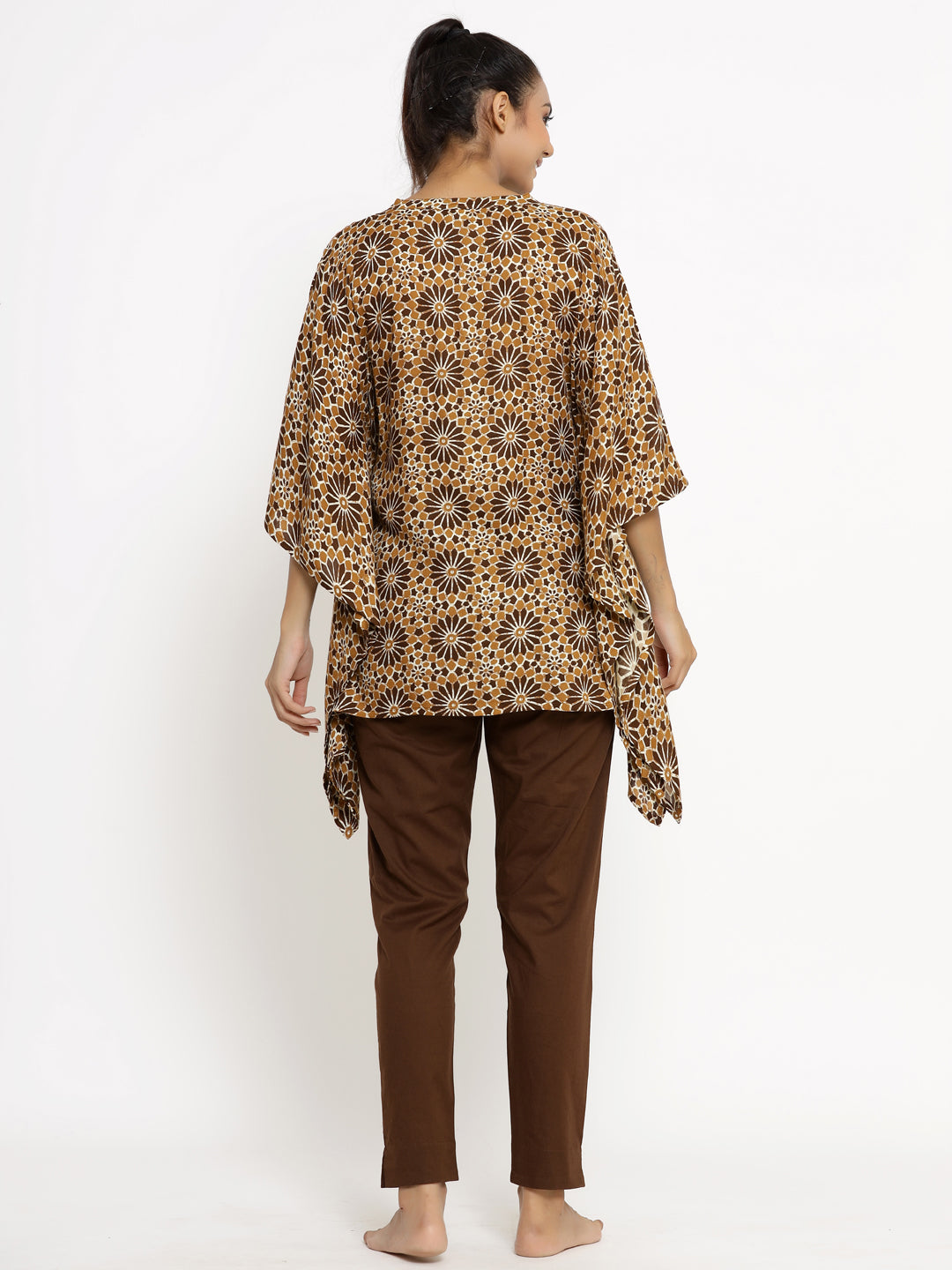 Women's Self Desgin Rayon Fabric Kaftan & Pant Brown Color - Kipek