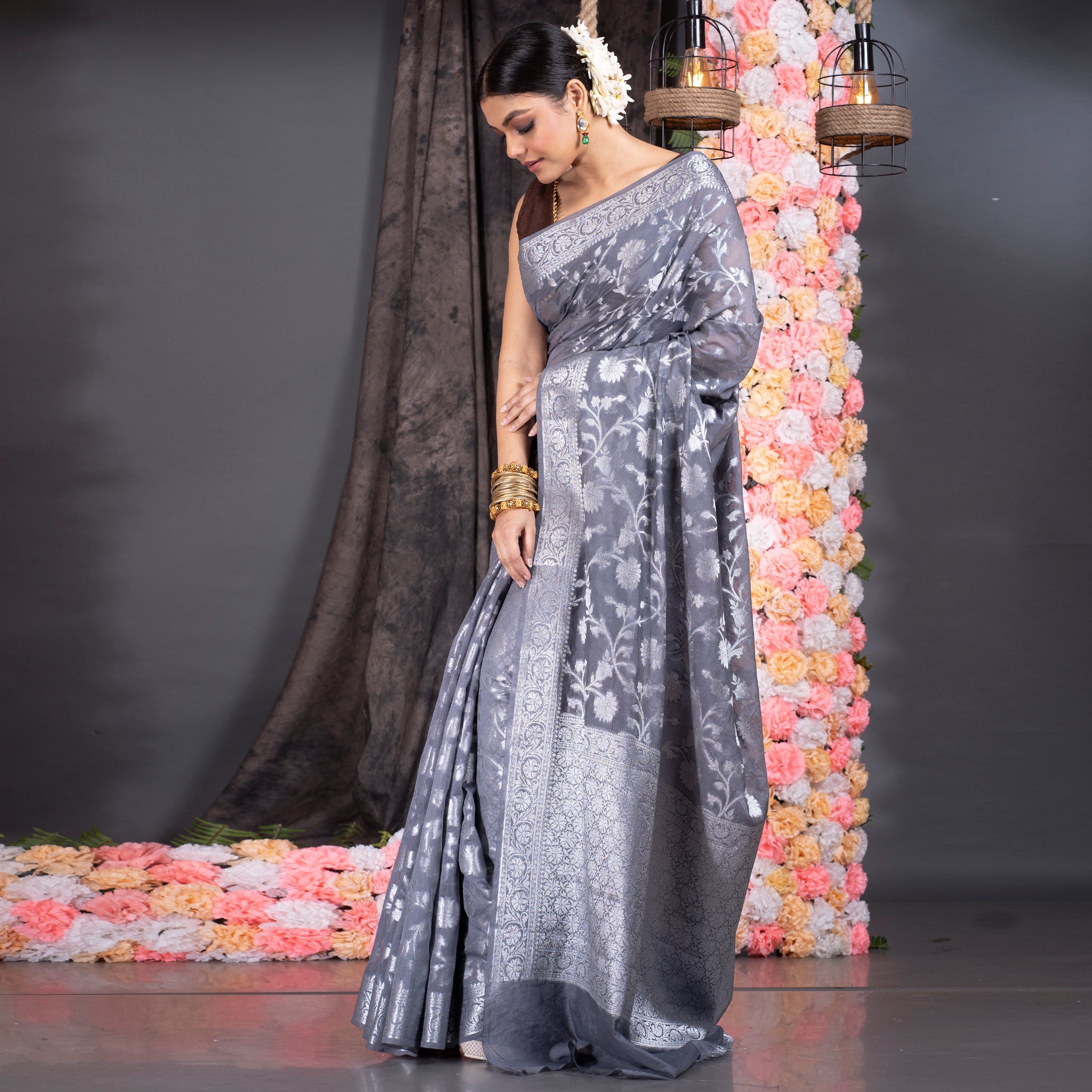 Women's Grey Pure Georgette Saree With Antique Silver Jaal Border And Pallu - Boveee