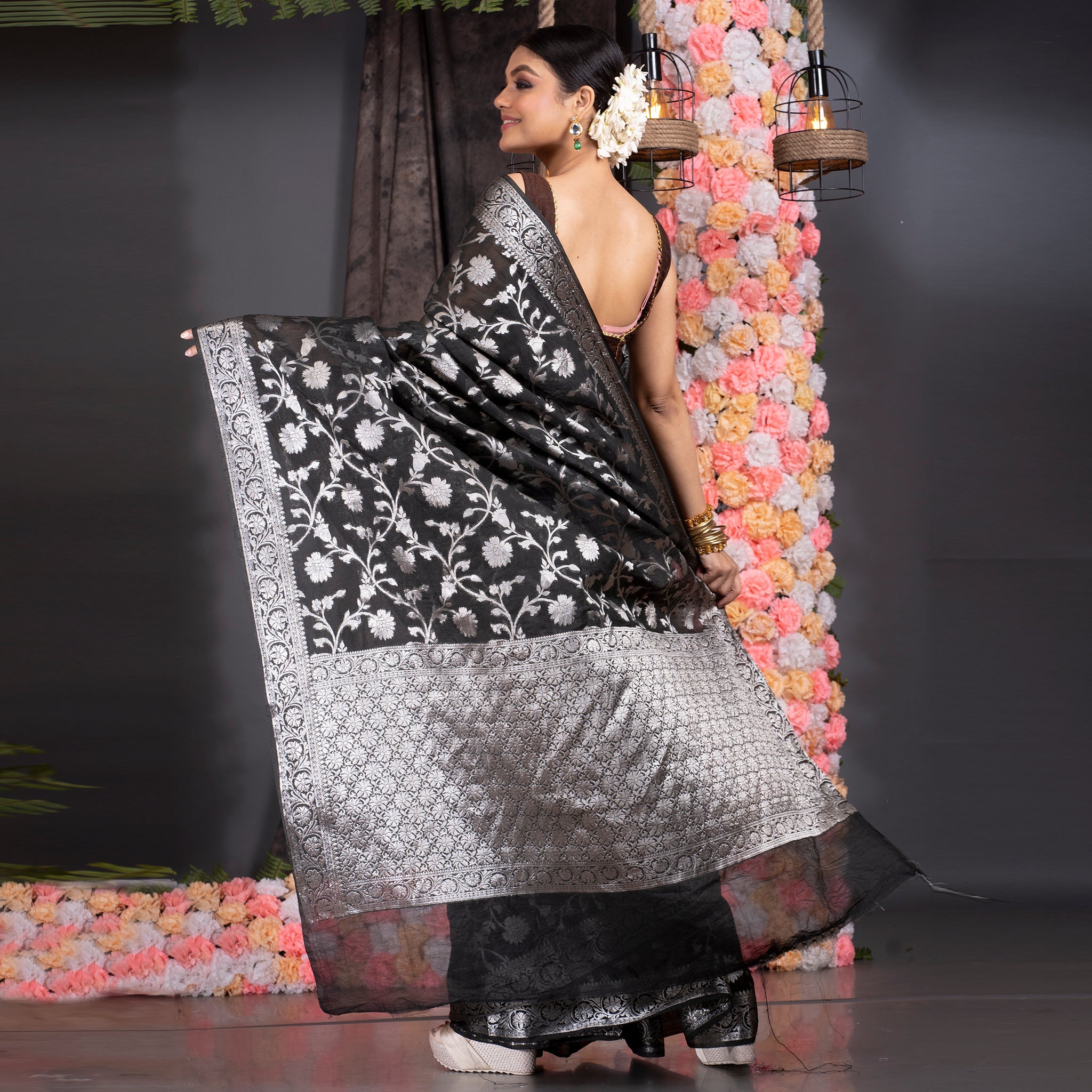 Women's Black Pure Georgette Saree With Antique Silver Jaal Border And Pallu - Boveee