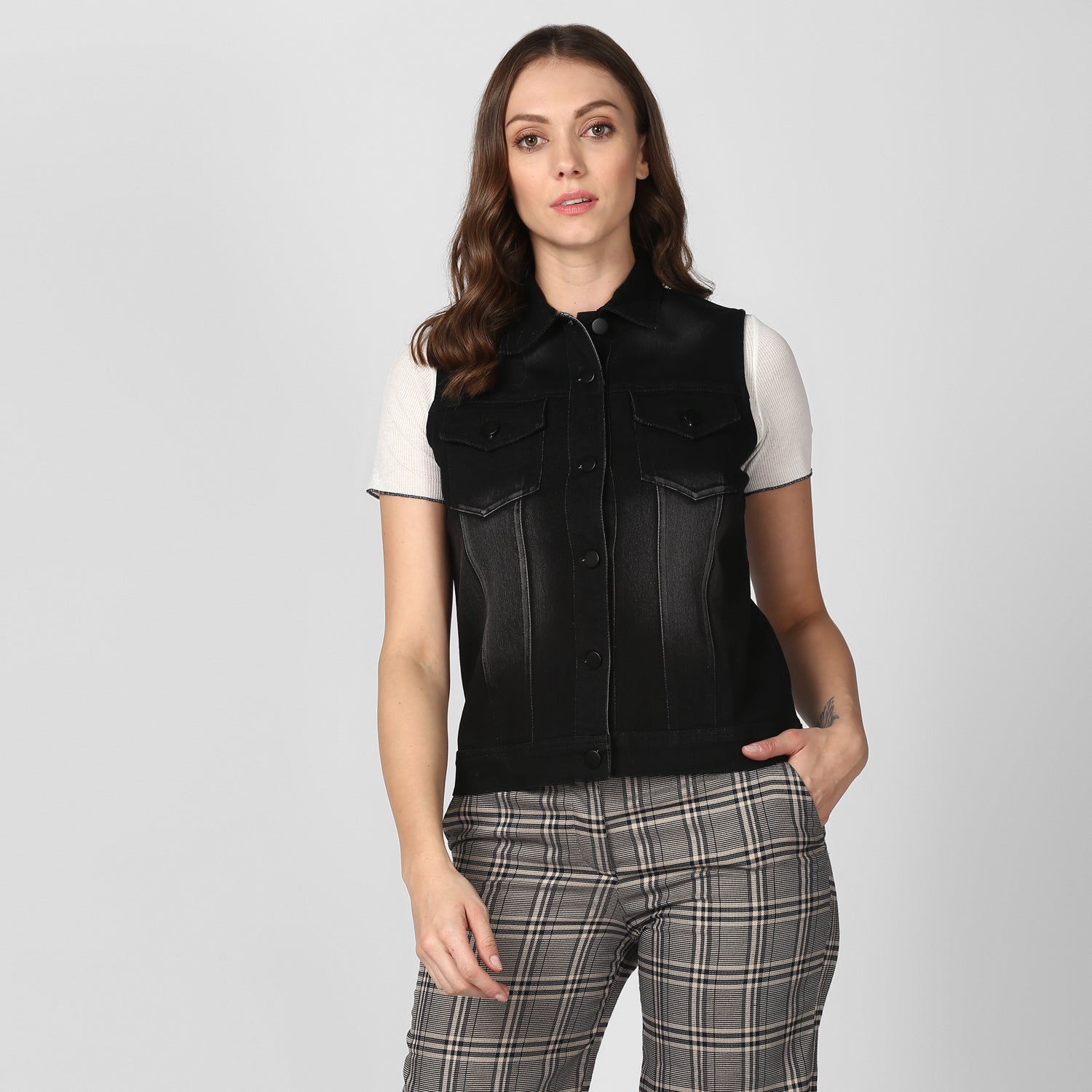Women's Black Denim Sleeveless Jacket with Washed effect - StyleStone