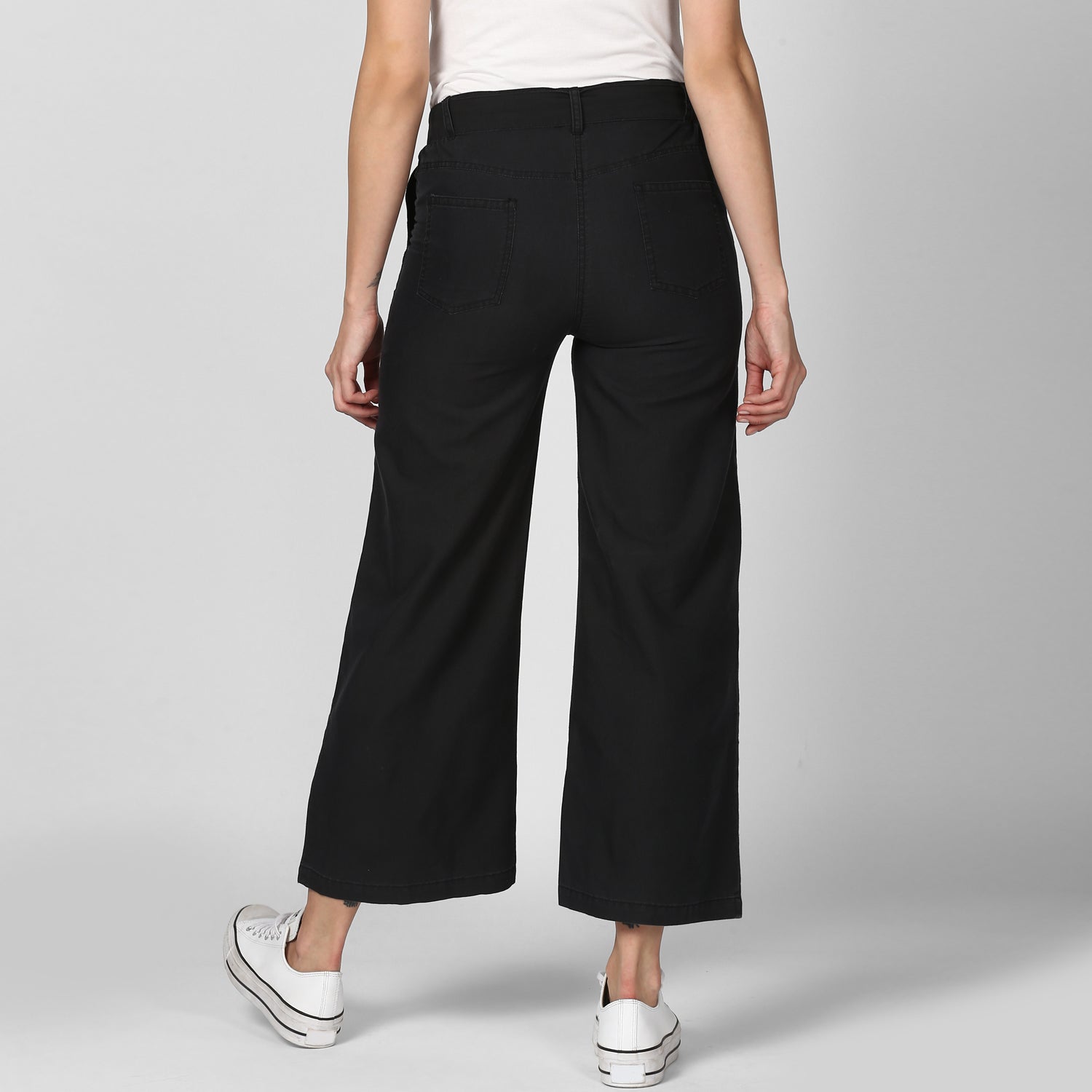 Women's Black Denim Trousers with belt - StyleStone