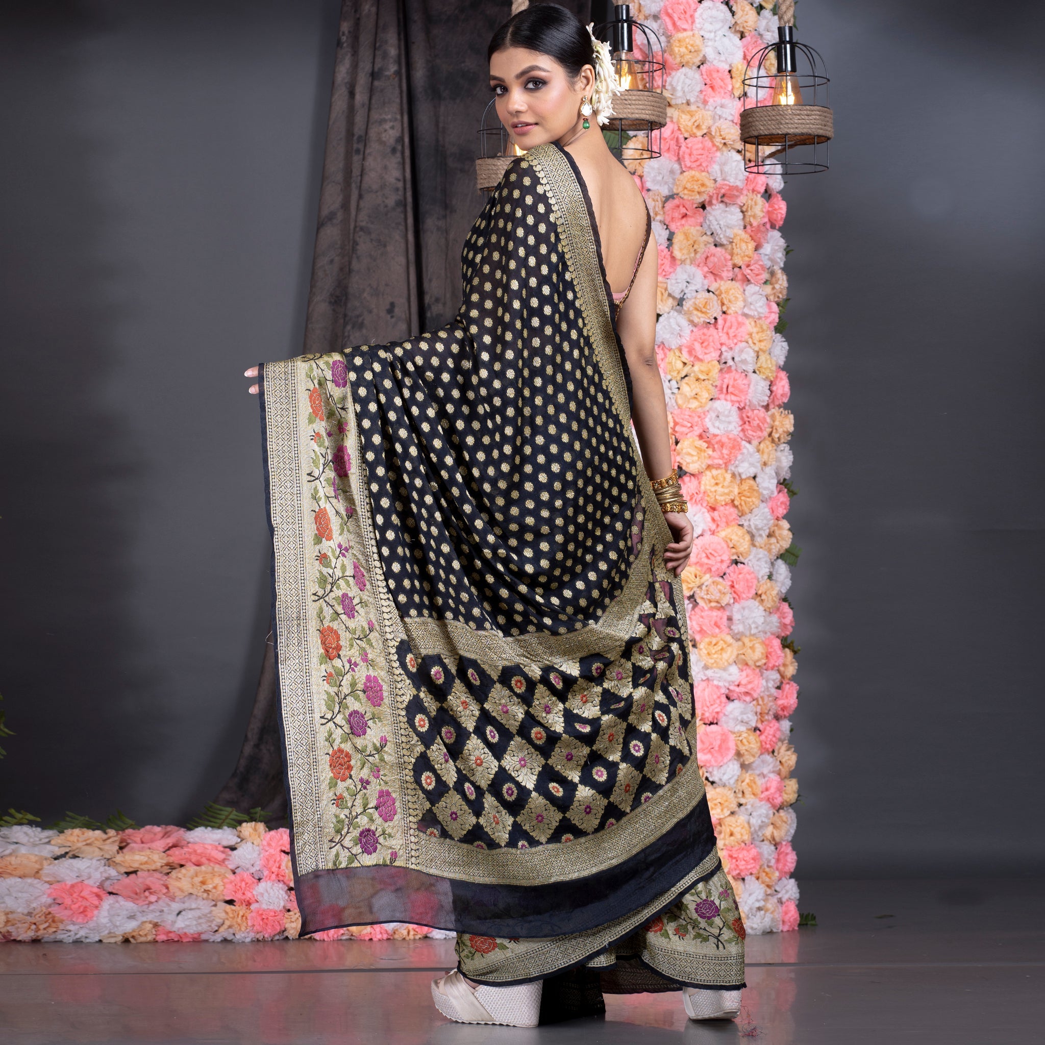 Women's Black Khaddi Pure Chiffon Silk Saree With Border And Pallu - Boveee