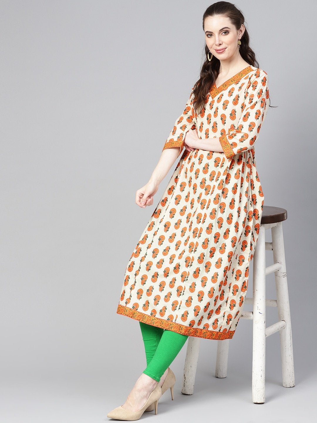 Women's Cream-Coloured & Orange Printed A-Line Kurta - Meeranshi