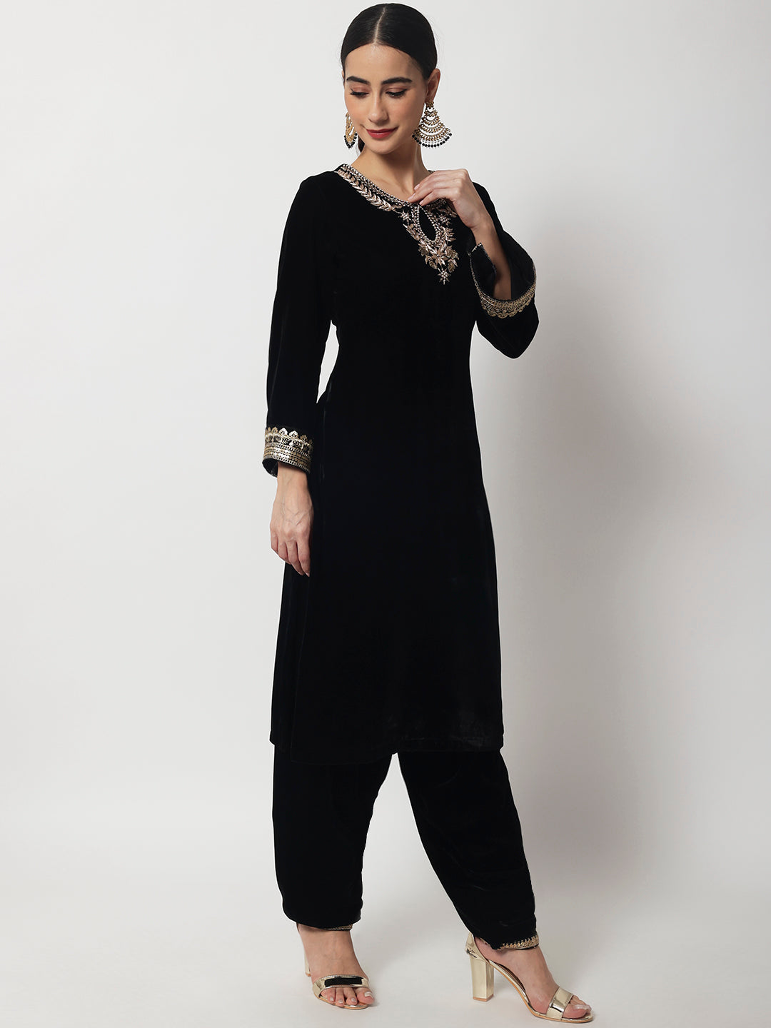 Women's Black Jewel Embroidered Velvet Kurti With Salwar