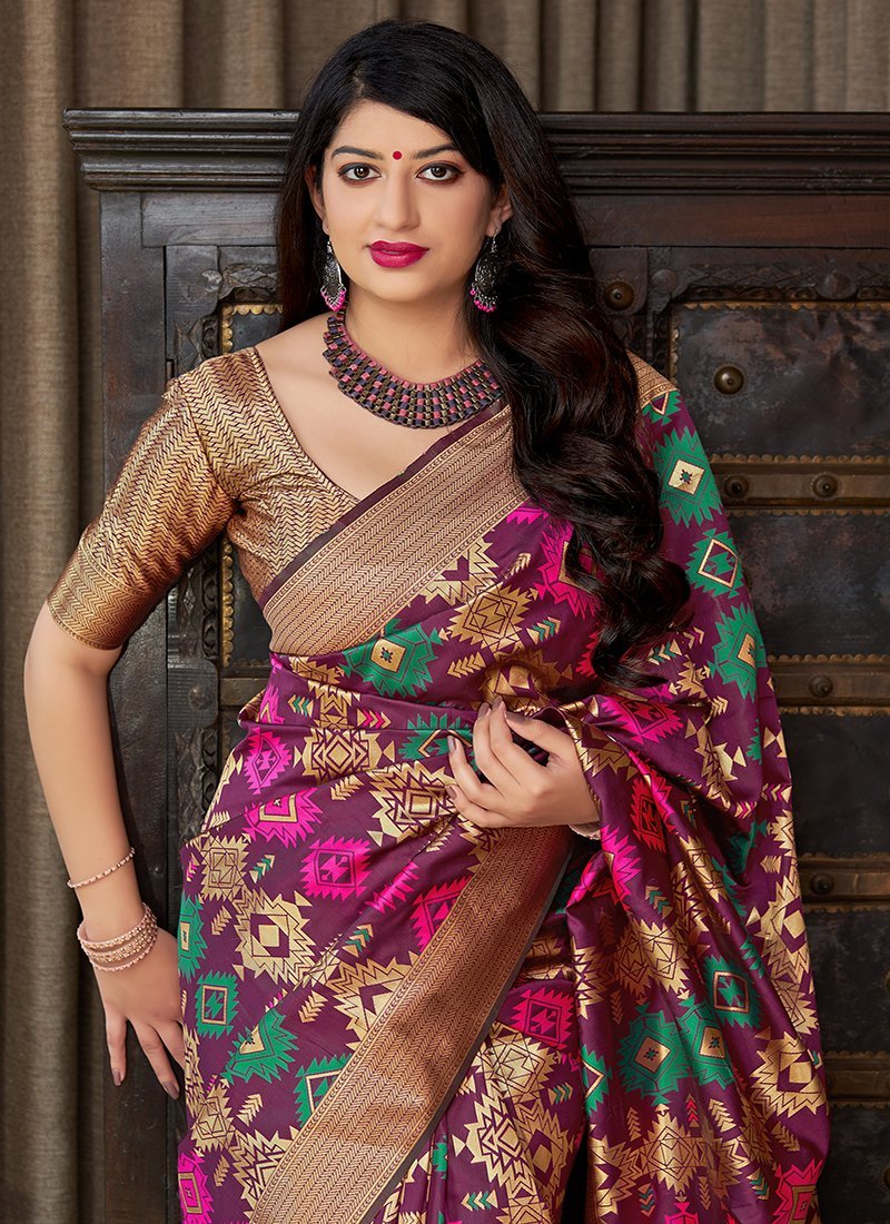 Women's Mausmi Designed Banarasi Silk Woven Traditional Saree - Monjolika
