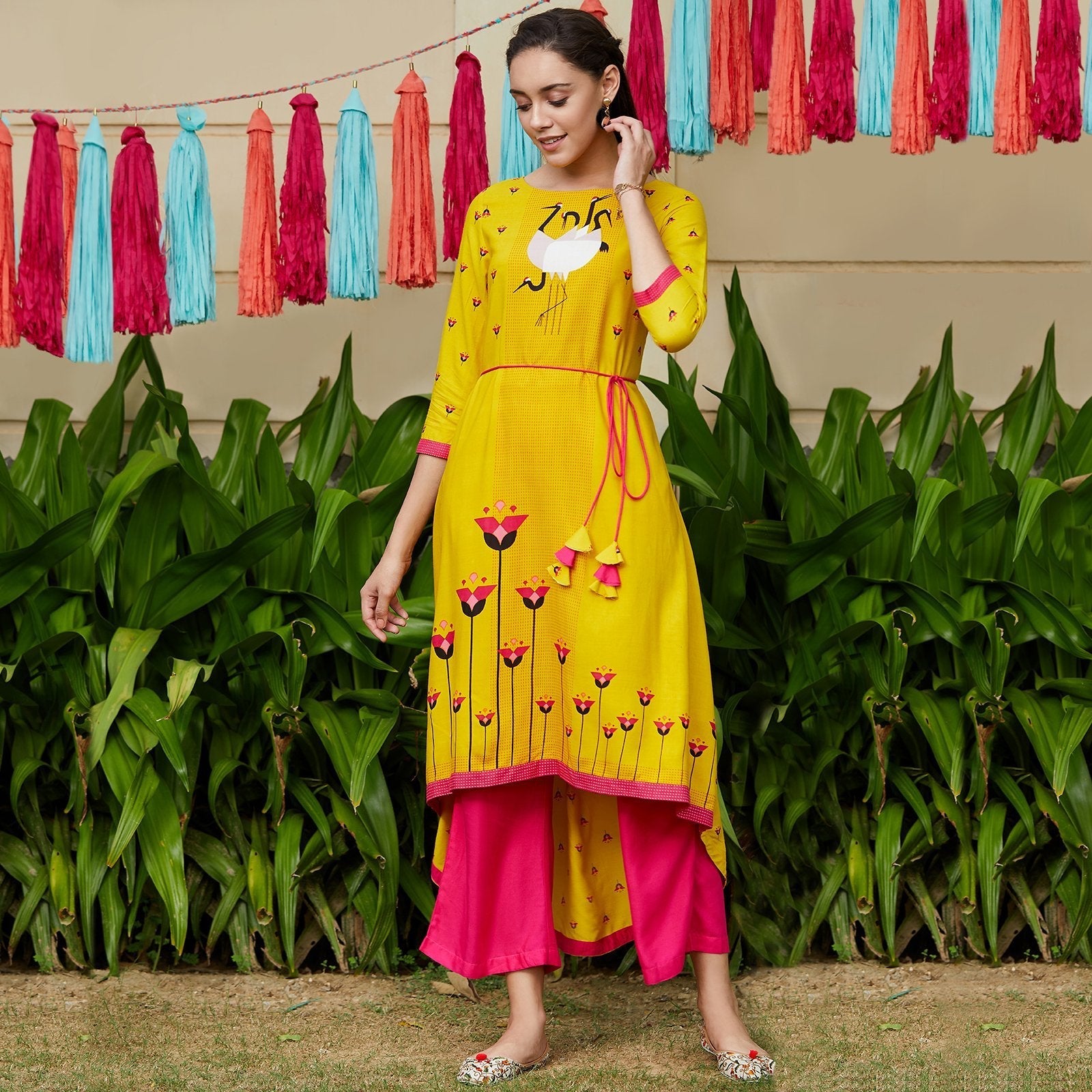 Women's Yellow Dori Asymmetric Flamingo Printed Kurta - Pannkh