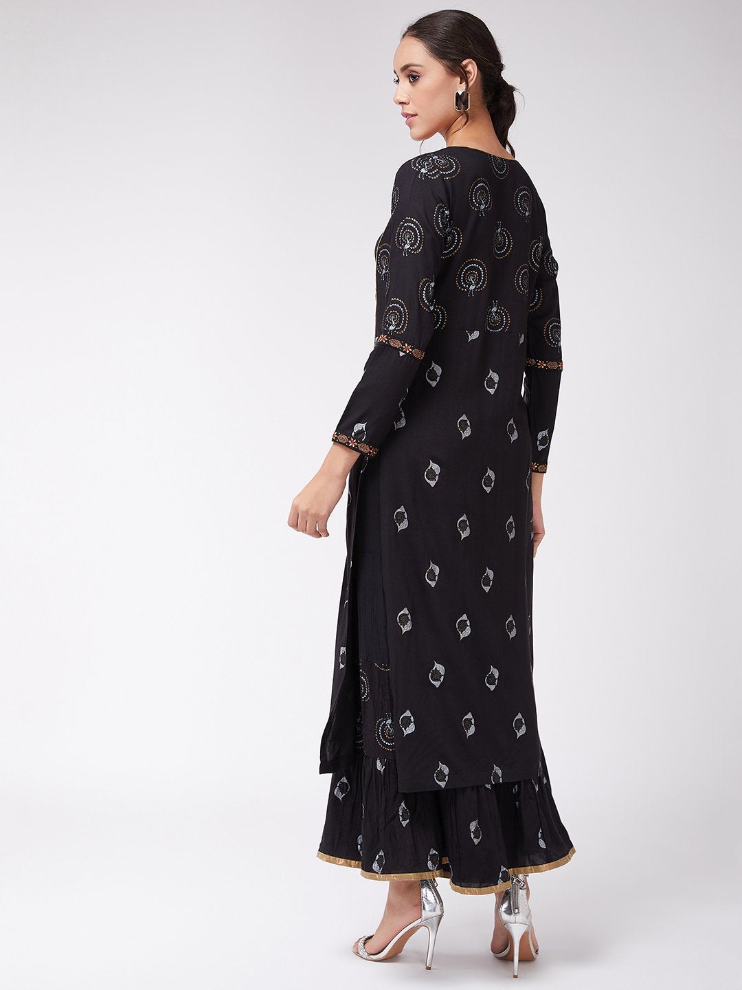 Women's Foil Printed And Embroidered Long Kurta - Pannkh